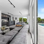 Delecto By Interhome ヴィラ