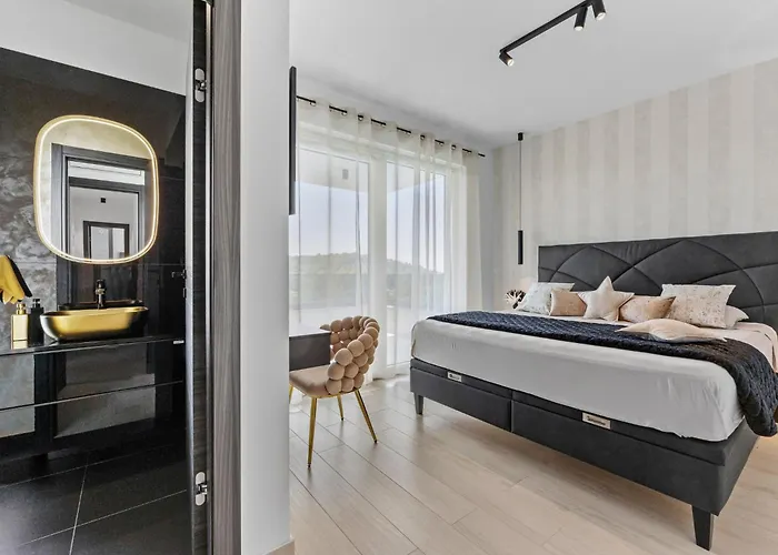 Delecto By Interhome Willa Pula