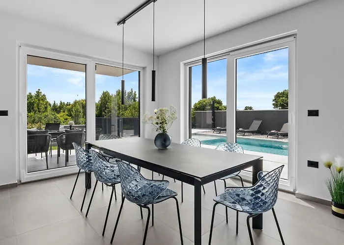 Willa Delecto By Interhome Pula